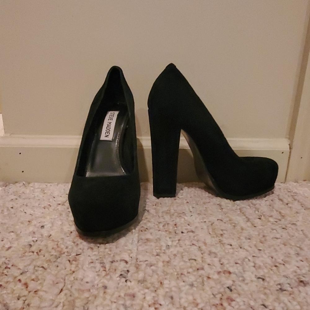 Womens platform pumps